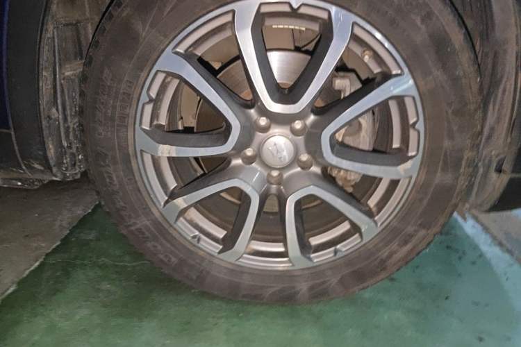 Used Maserati Levante 2018 3.0T Classic Edition Right Front Wheel Hub