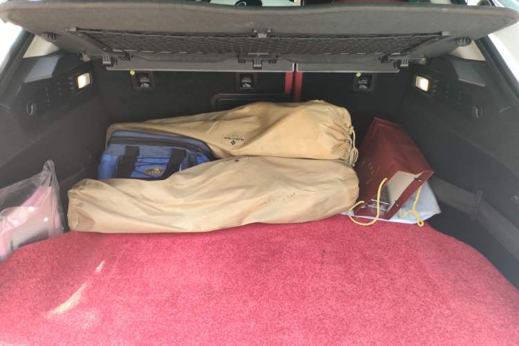 Used Maserati Levante 2018 3.0T Standard Edition Trunk