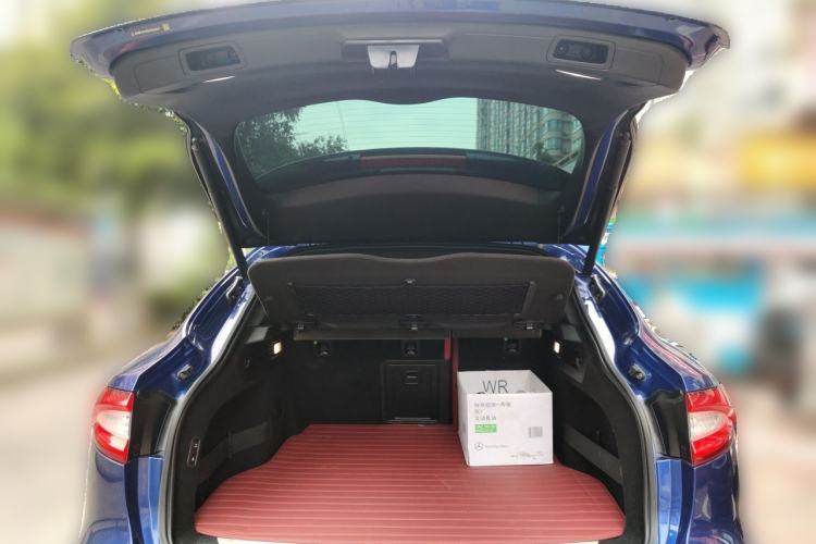 Used Maserati Levante 2018 3.0T Standard Edition Trunk