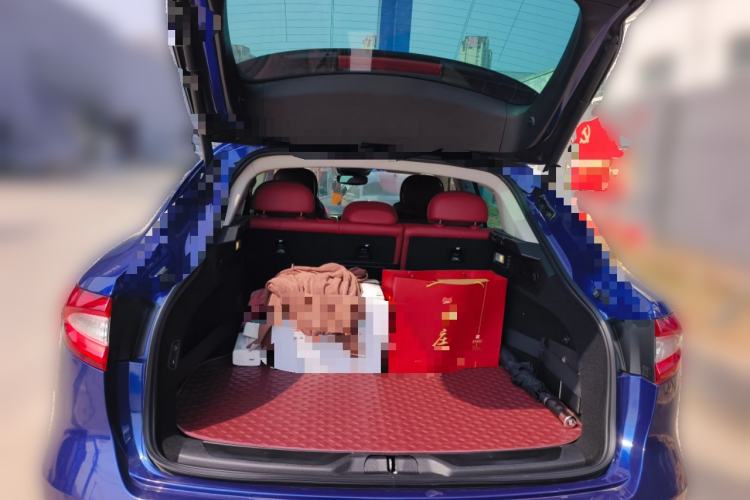 Used Maserati Levante 2018 3.0T Classic Edition Trunk