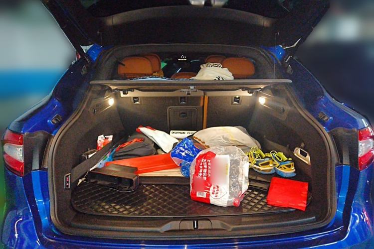 Used Maserati Levante 2018 3.0T Classic Edition Trunk