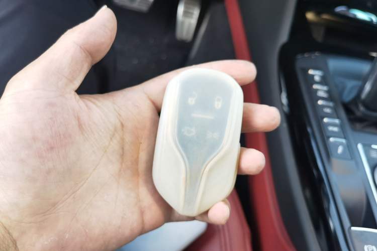 Used Maserati Levante 2018 3.0T Standard Edition Vehicle Key