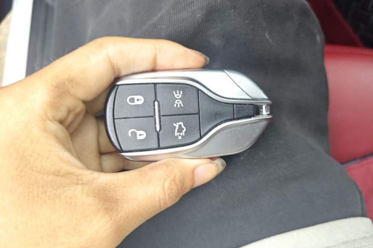 Used Maserati Levante 2018 3.0T Standard Edition Vehicle Key