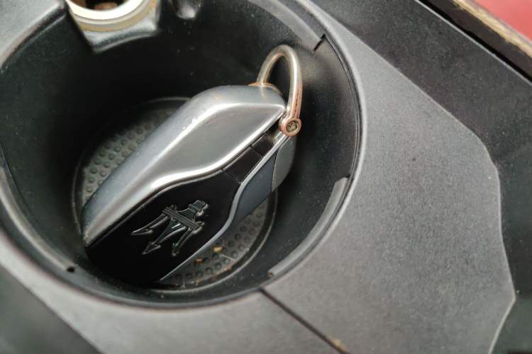 Used Maserati Levante 2018 3.0T Standard Edition Vehicle Key