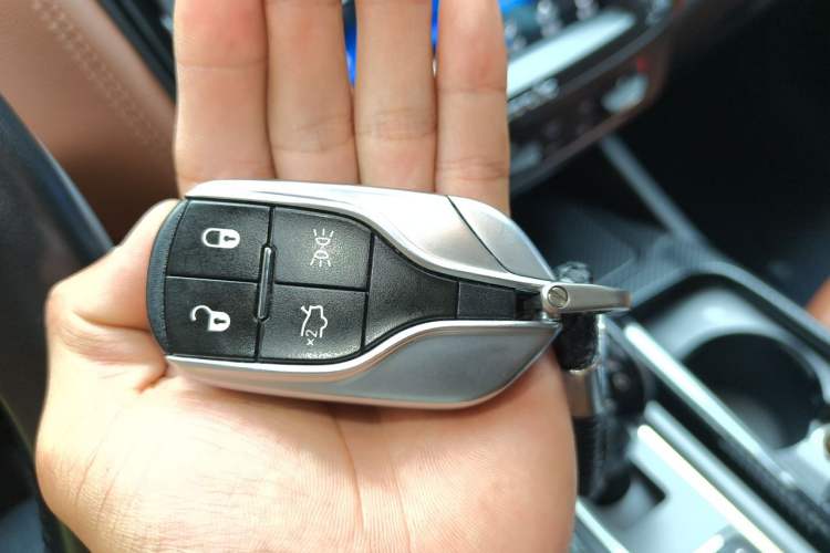 Used Maserati Levante 2018 3.0T Standard Edition Vehicle Key
