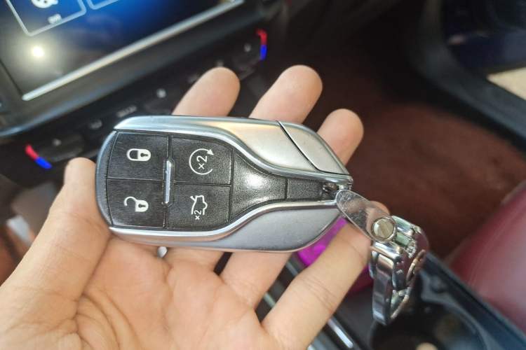 Used Maserati Levante  Vehicle Key