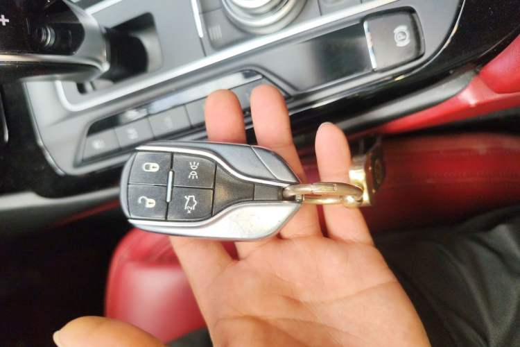 Used Maserati Levante 2018 3.0T Classic Edition Vehicle Key