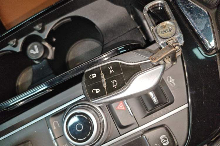Used Maserati Levante 2018 3.0T Classic Edition Vehicle Key
