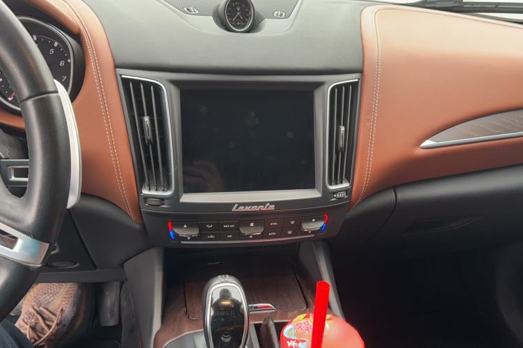 Used Maserati Levante 2018 3.0T Luxury Zegna Edition Audio And AC Panel