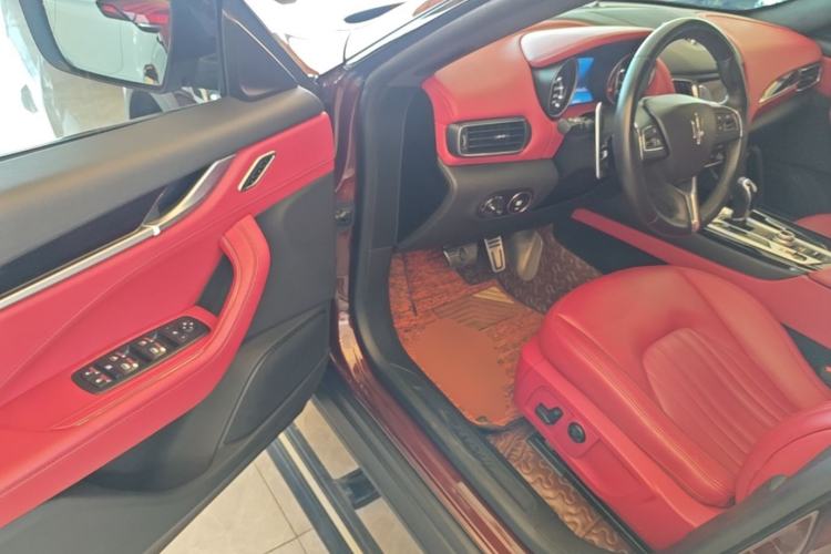 Used Maserati Levante 2018 3.0T Standard Edition Driver Seat