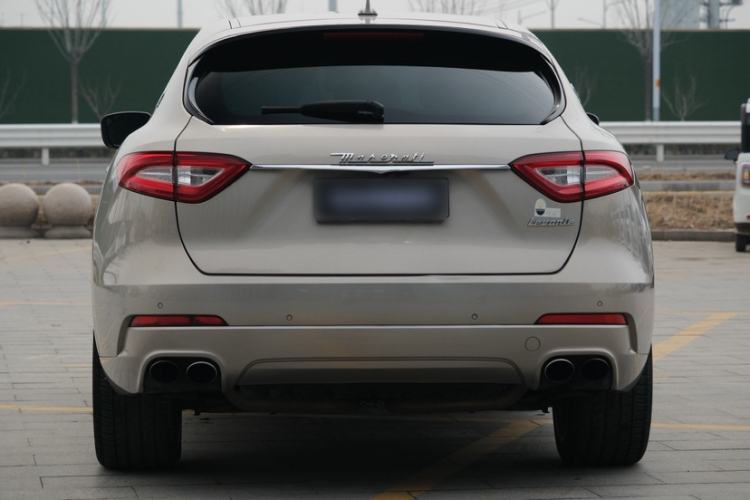 Used Maserati Levante 2018 3.0T Luxury Zegna Edition Exterior 1