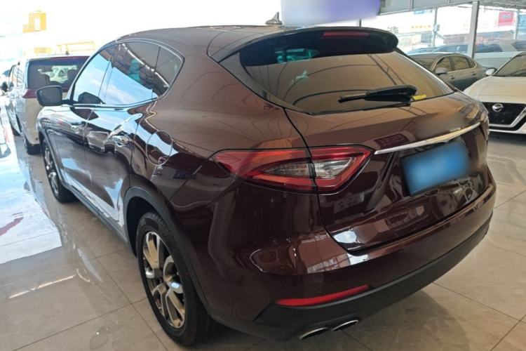 Used Maserati Levante 2018 3.0T Standard Edition Exterior 2