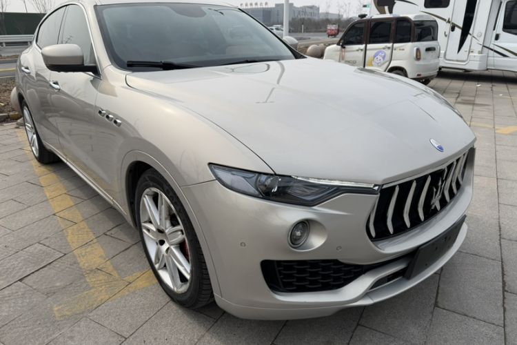 Used Maserati Levante 2018 3.0T Luxury Zegna Edition Exterior 2