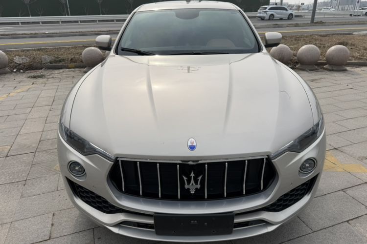 Used Maserati Levante 2018 3.0T Luxury Zegna Edition Exterior 3