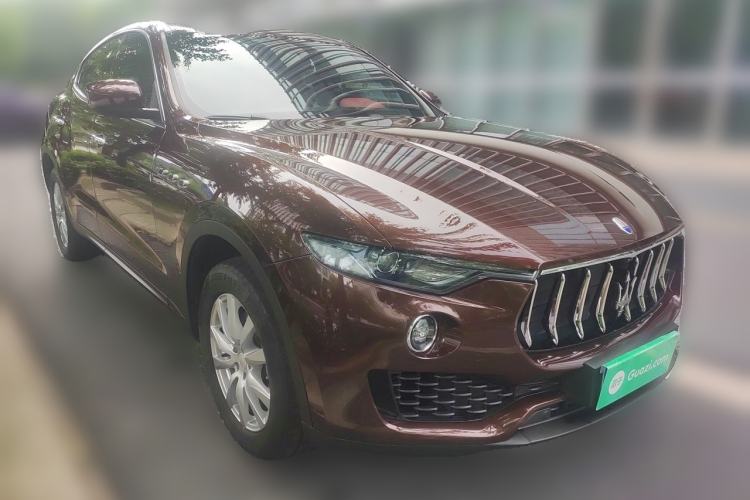 Used Maserati Levante 2018 3.0T Classic Edition Front Right 45 Deg
