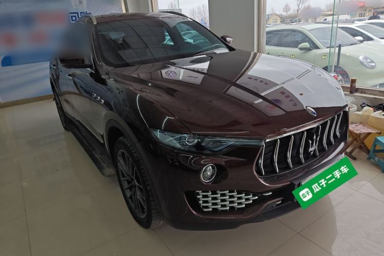 Used Maserati Levante 2018 3.0T Classic Edition Front Right 45 Deg