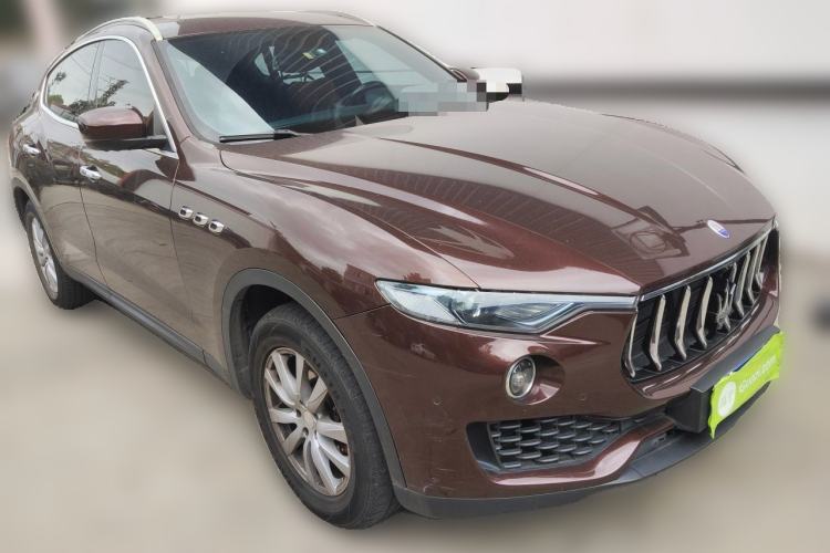 Used Maserati Levante 2018 3.0T Classic Edition Front Right 45 Deg