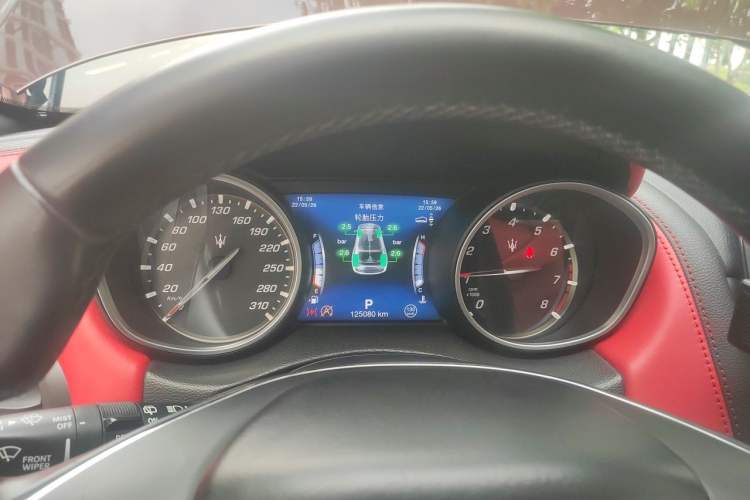 Used Maserati Levante 2018 3.0T Classic Edition Instrument Cluster