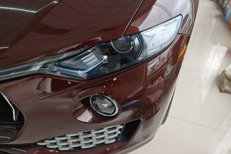 Used Maserati Levante 2018 3.0T Classic Edition Left Front Headlight