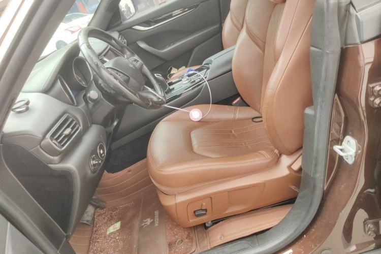 Used Maserati Levante 2018 3.0T Classic Edition Left Front Seat