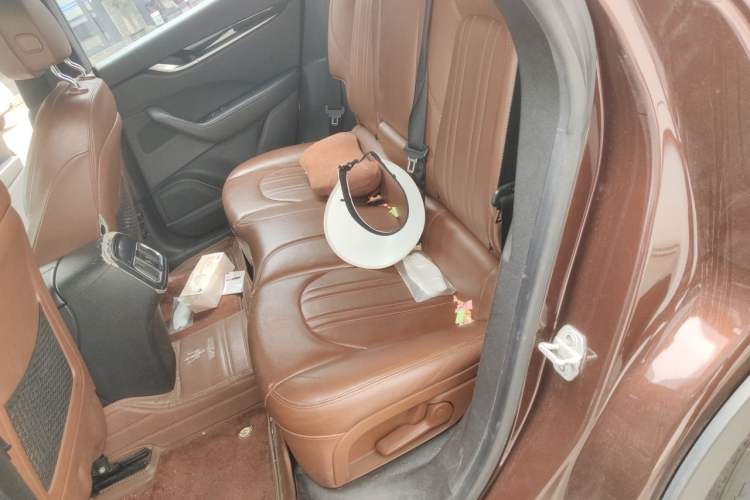 Used Maserati Levante 2018 3.0T Classic Edition Left Rear Seat