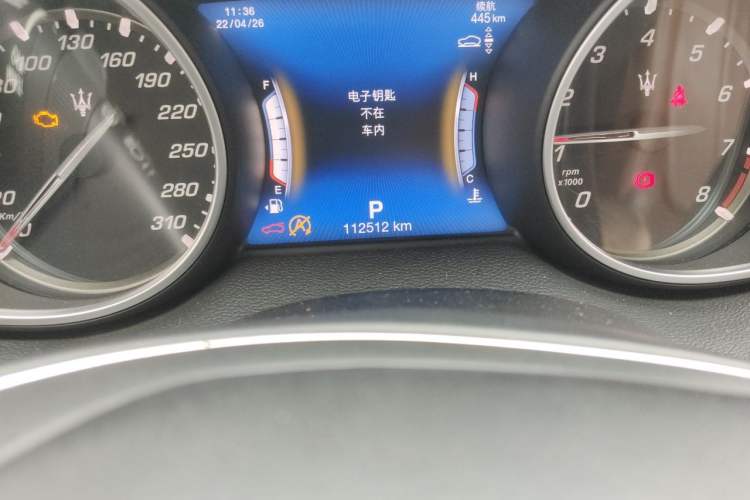 Used Maserati Levante 2018 3.0T Classic Edition Odometer Close Up