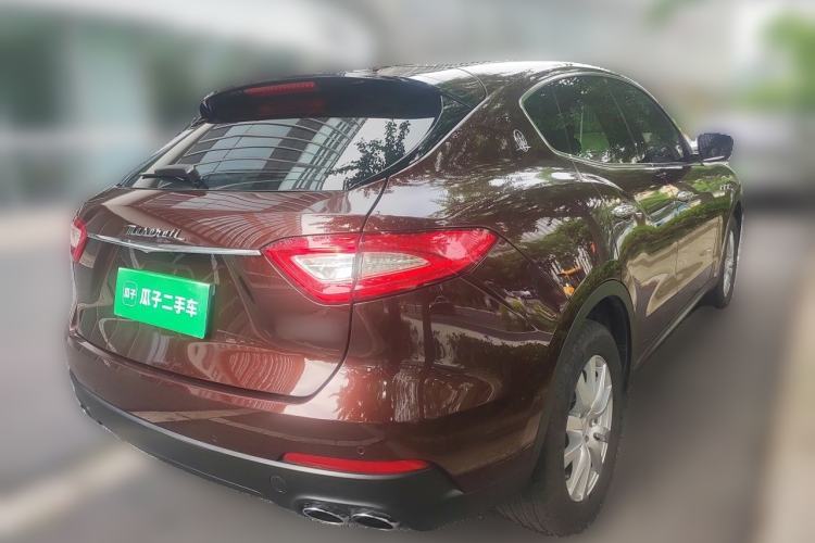 Used Maserati Levante 2018 3.0T Classic Edition Rear Right 45 Deg