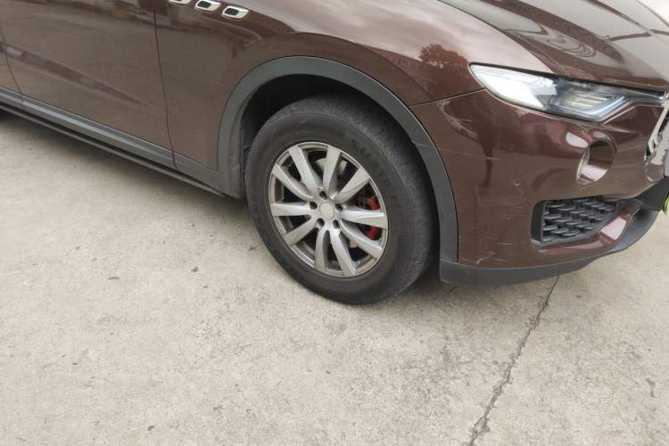 Used Maserati Levante 2018 3.0T Classic Edition Right Front Wheel Hub