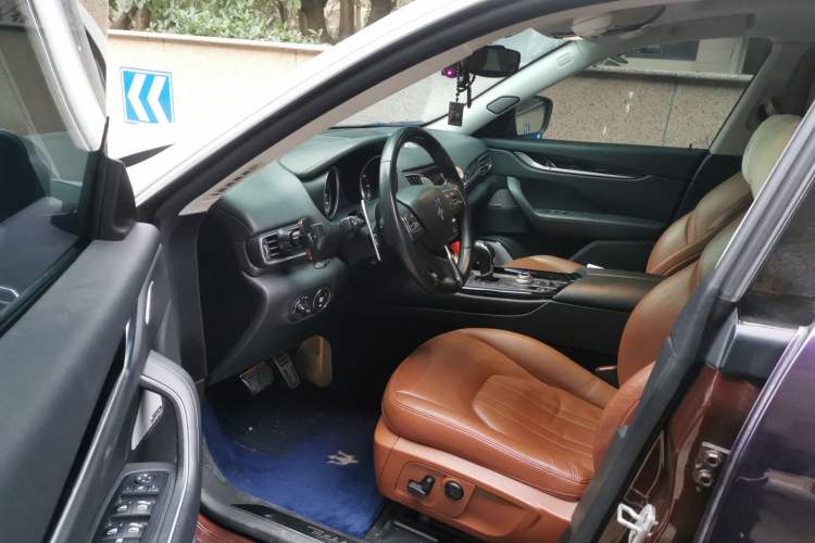 Used Maserati Levante 2018 3.0T S Sport Edition Driver Seat