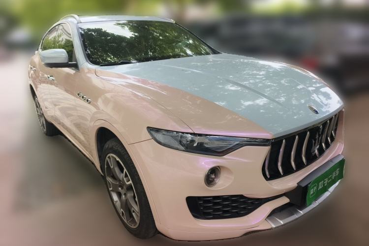 Used Maserati Levante 2018 3.0T Standard Edition Front Right 45 Deg