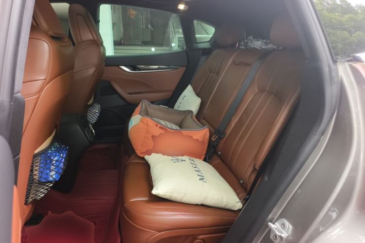 Used Maserati Levante 2018 3.0T Standard Edition Left Rear Seat