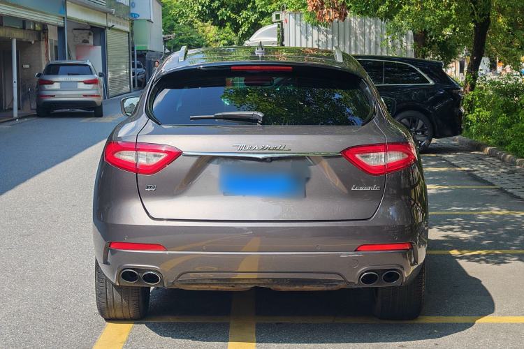 Used Maserati Levante 2018 3.0T Standard Edition Exterior 3