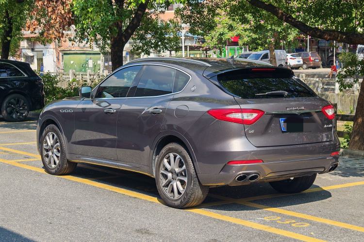 Used Maserati Levante 2018 3.0T Standard Edition Exterior 4