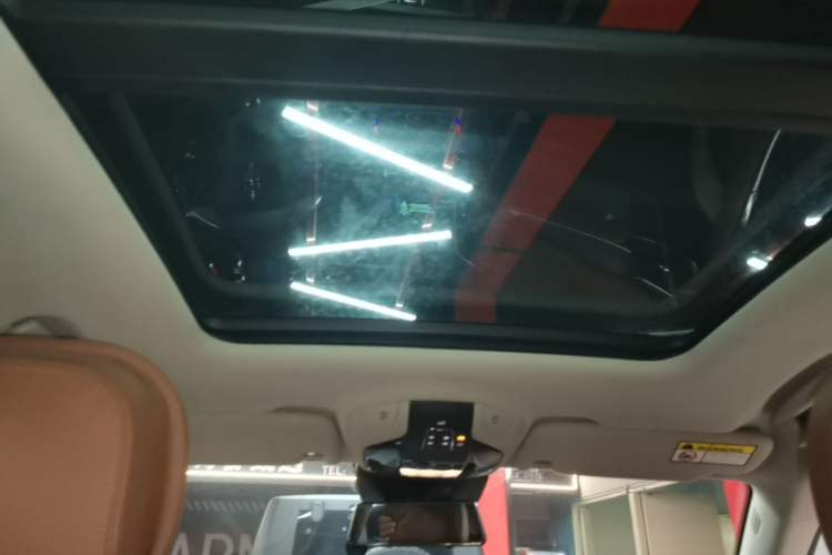 Used Maserati Levante 2018 3.0T Classic Edition Headliner