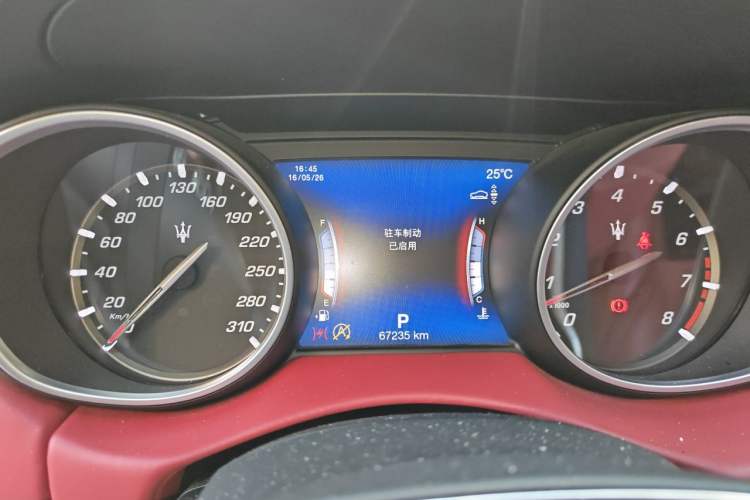 Used Maserati Levante 2018 3.0T Standard Edition Instrument Cluster