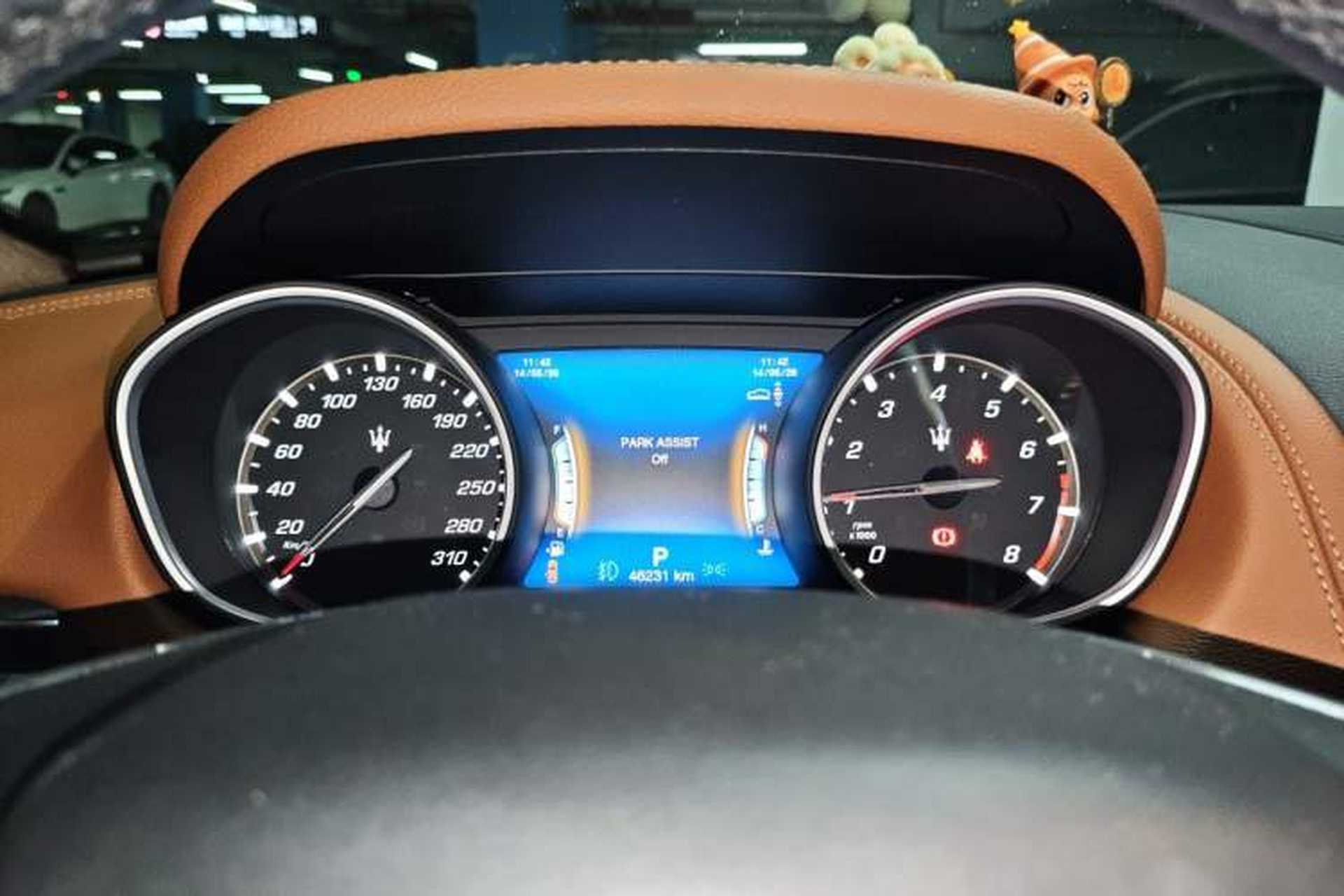 Used Maserati Levante 2018 3.0T Classic Edition Instrument Cluster