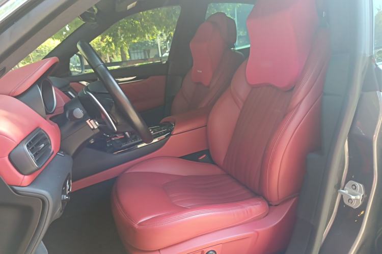Used Maserati Levante 2018 3.0T Sport Edition Left Front Seat