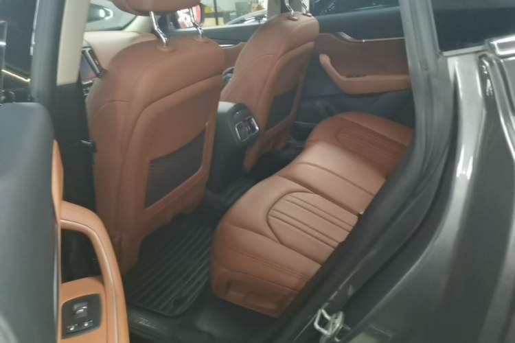 Used Maserati Levante 2018 3.0T Classic Edition Left Rear Seat