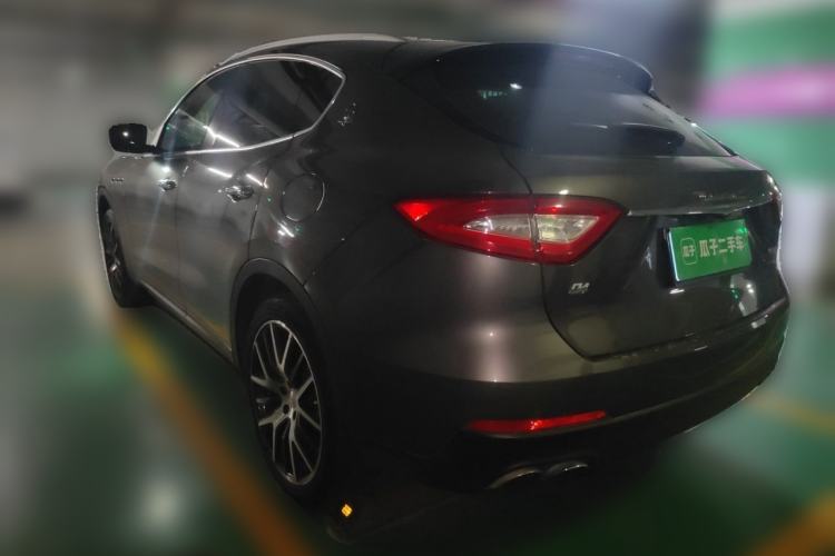Used Maserati Levante 2018 3.0T Classic Edition Rear Left 45 Deg