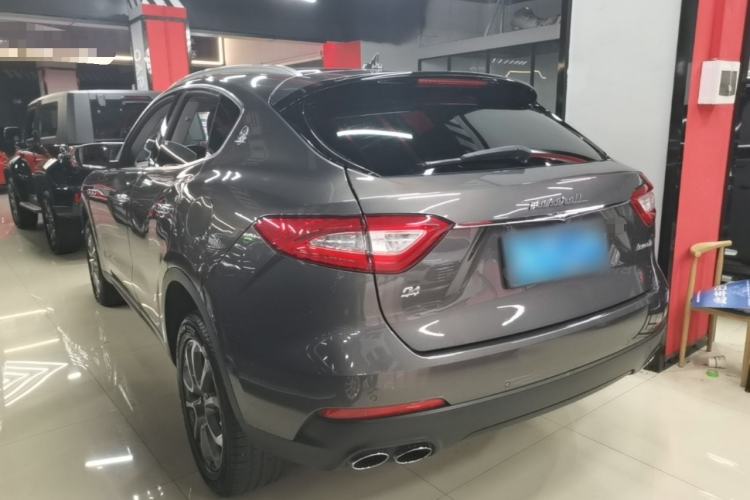 Used Maserati Levante 2018 3.0T Classic Edition Rear Left 45 Deg