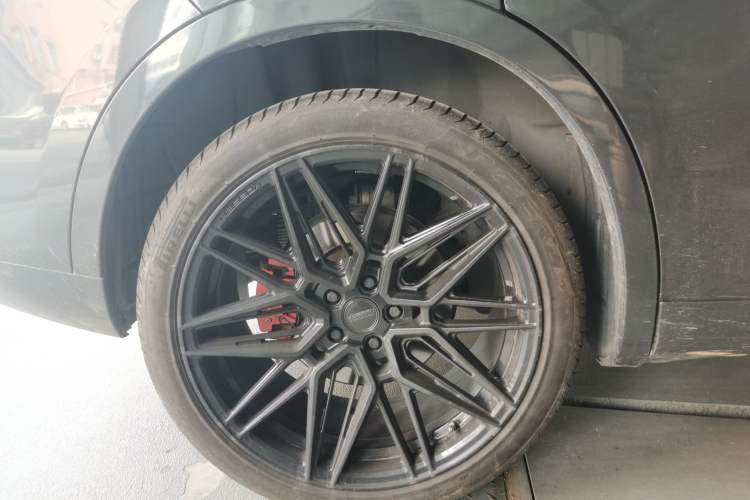 Used Maserati Levante 2018 3.0T Classic Edition Right Rear Wheel Hub