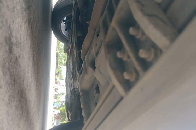 Used Maserati Levante 2018 3.0T Standard Edition Chassis Front Right