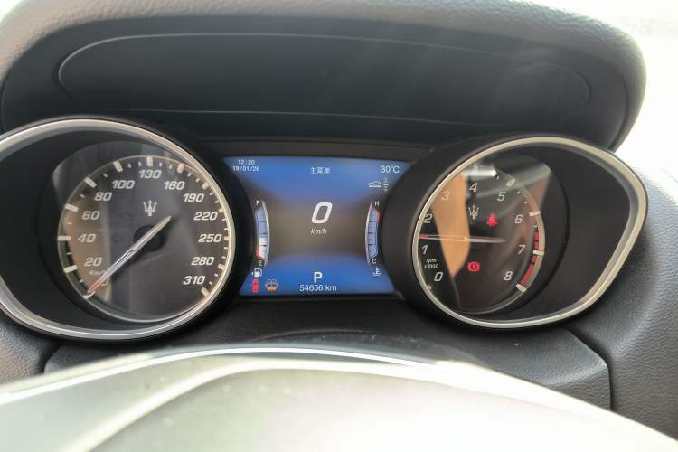 Used Maserati Levante 2018 3.0T Classic Edition Instrument Cluster
