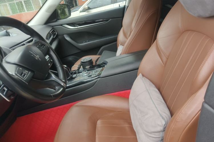 Used Maserati Levante 2018 3.0T Standard Edition Left Front Seat