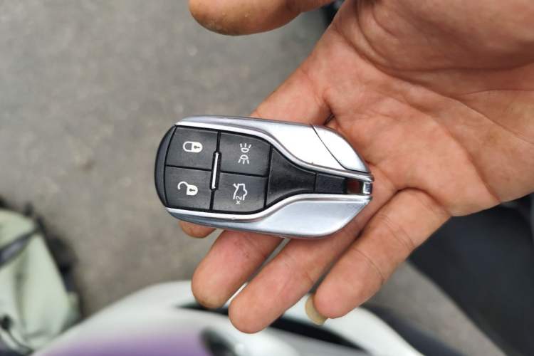 Used Maserati Levante 2018 3.0T Classic Edition Vehicle Key