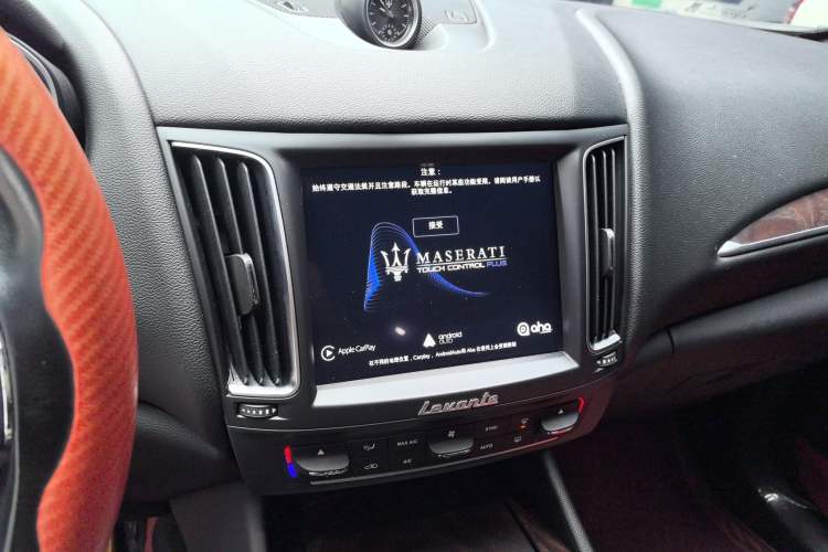 Used Maserati Levante 2018 3.0T Classic Edition Audio And AC Panel
