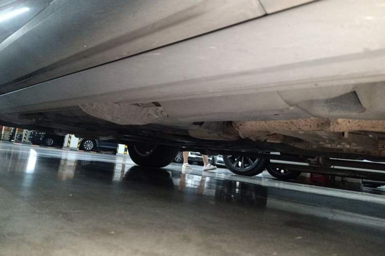 Used Maserati Levante 2018 3.0T Classic Edition Chassis Rear Right
