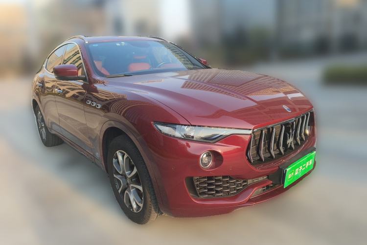 Used Maserati Levante 2018 3.0T Standard Edition Front Right 45 Deg