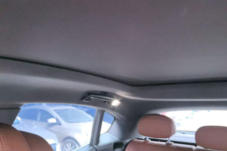 Used Maserati Levante 2018 3.0T Classic Edition Headliner