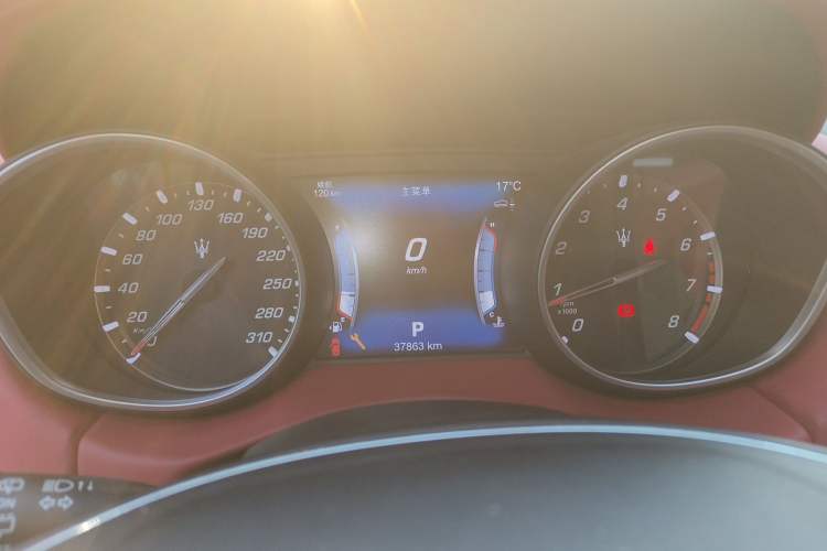 Used Maserati Levante 2018 3.0T Standard Edition Instrument Cluster